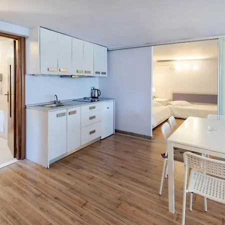 호텔 Triton Boutique 코스 타운