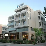 Hotell Triton Boutique 4*