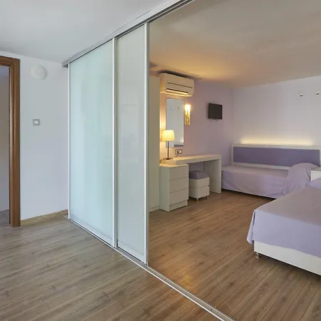 Triton Boutique Hotel