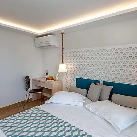 Triton Boutique Hotel