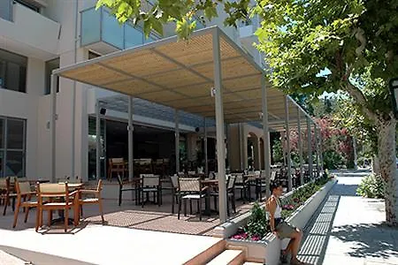 Triton Boutique Hotel 4*