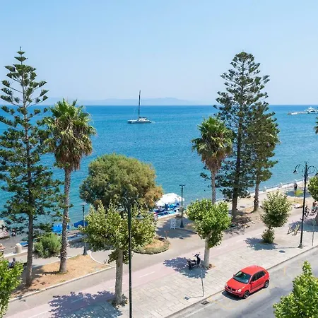 Hotel Triton Boutique 4*