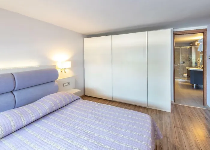 فندق Triton Boutique 4*