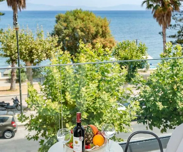 Triton Boutique فندق