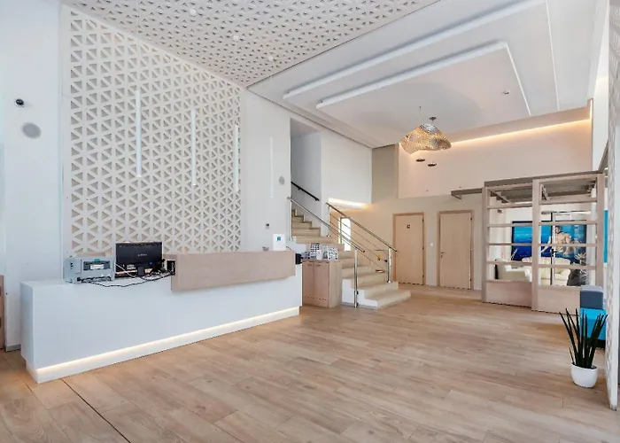 Triton Boutique Kosz