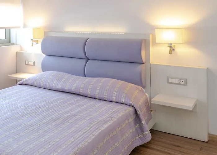 Triton Boutique Szálloda Kosz