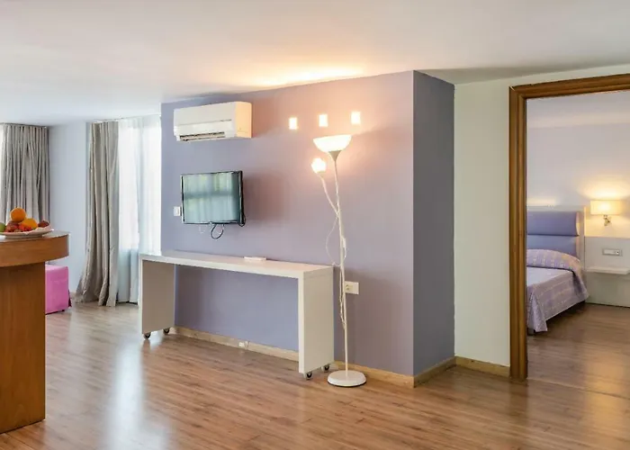 Szálloda Triton Boutique 4*